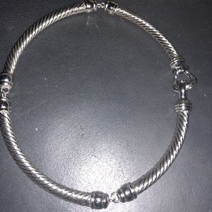 Beautiful silver ( costume) choker. New!